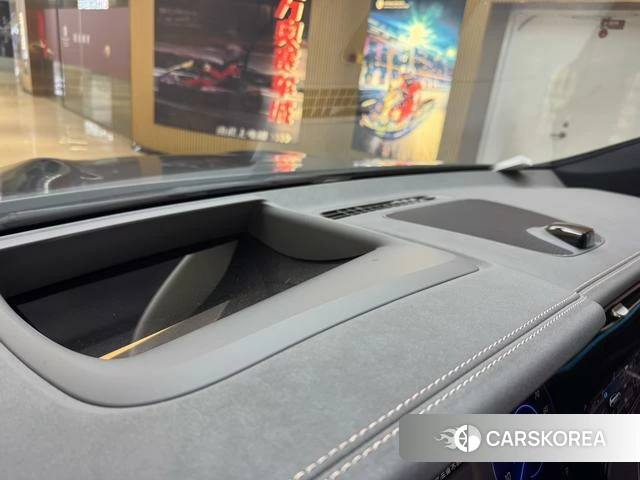 Mercedes-Benz EQS SUV id 4259870 из Китая 14