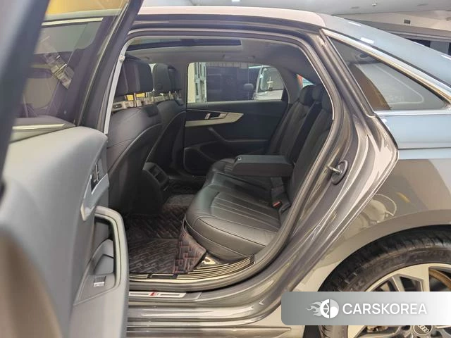 Audi A4L id 4277295 из Китая 23