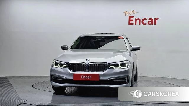 BMW 5 Series (G30) id 3911373 из Кореи 13