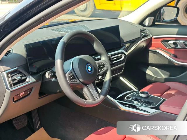BMW i3 2023 Черный из Китая, фото 3