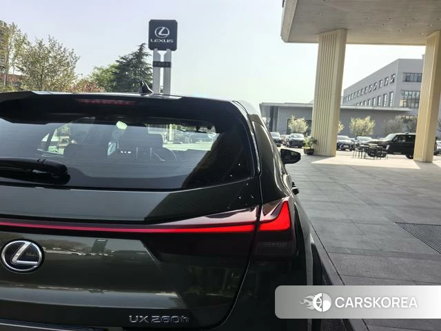 Lexus UX id 4262222 из Китая 10