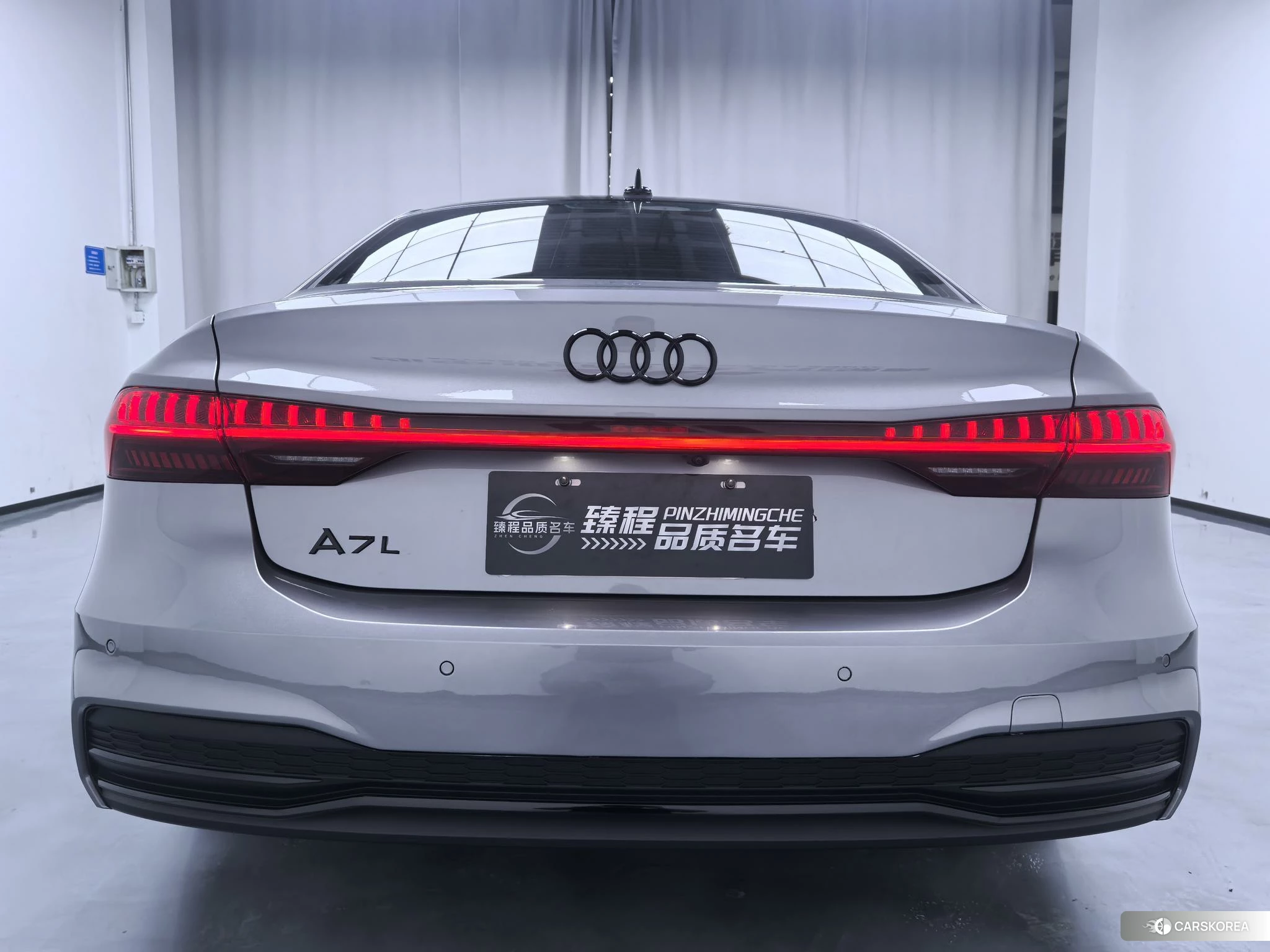 Audi A7L id 4461326 из Китая 11