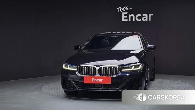 BMW 5 Series (G30) id 3453537 из Кореи 13