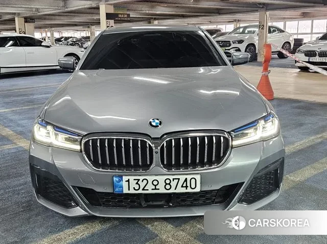 BMW 5 Series (G30) id 3740055 из Кореи 8