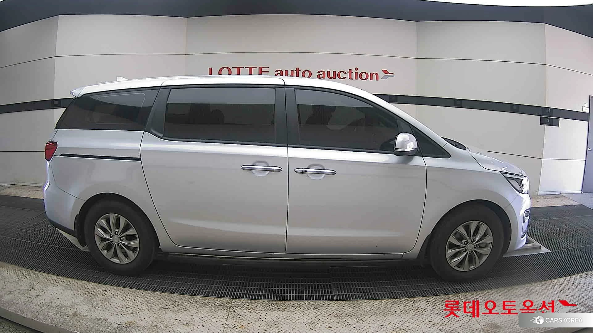 Kia Carnival id 4296870 из Кореи 23