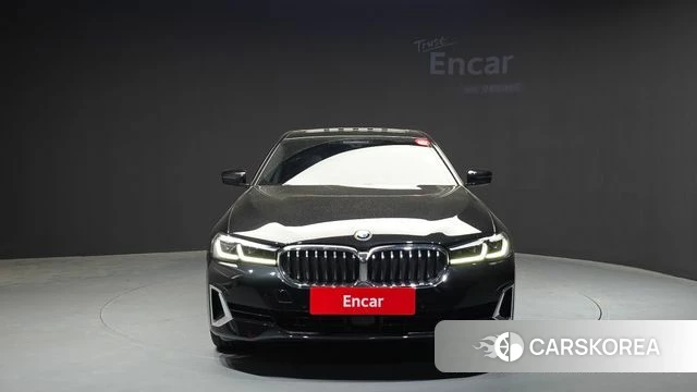 BMW 5 Series (G30) id 4283777 из Кореи 23