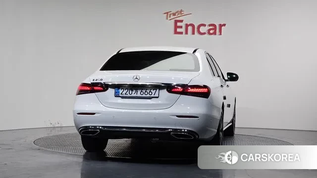 Mercedes-Benz E-Class W213 id 3691741 из Кореи 13