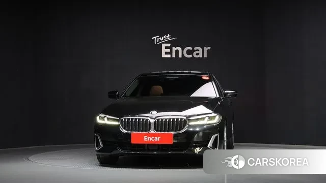 BMW 5 Series (G30) id 3394530 из Кореи 13