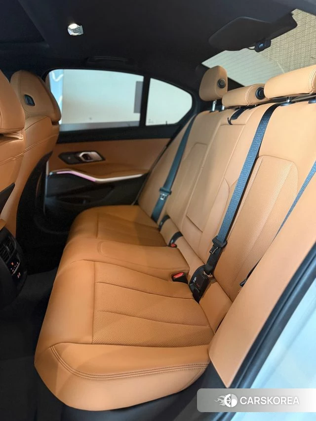 BMW 3 Series (G20) 2025 Белый из Кореи, фото 3