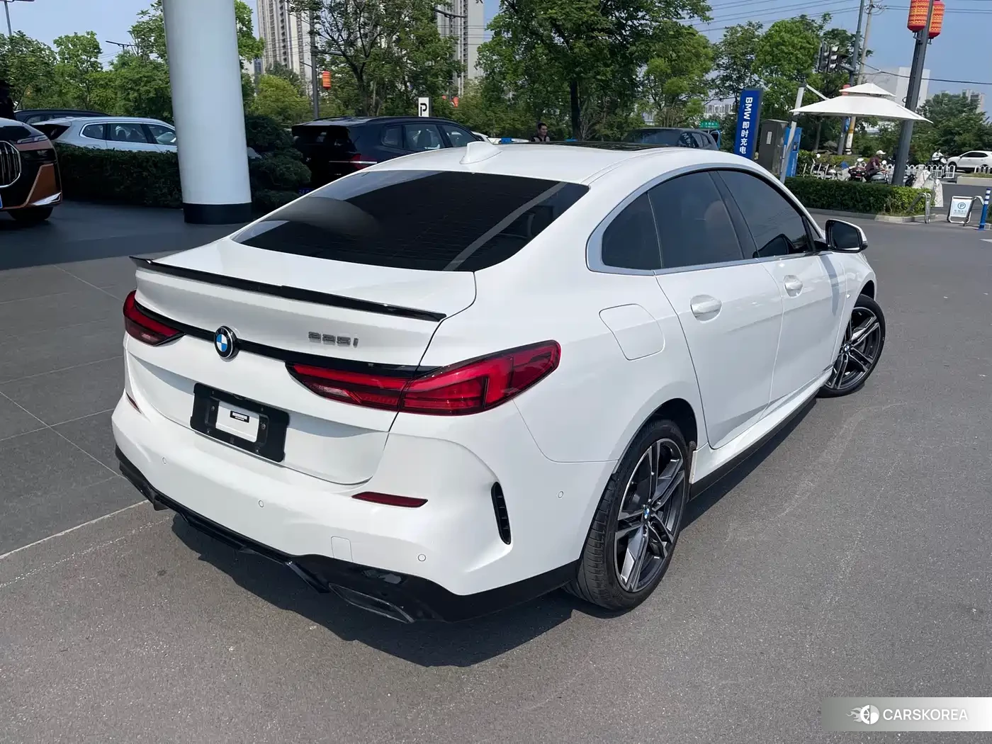 BMW 2 series 2023 Белый из Китая, фото 3