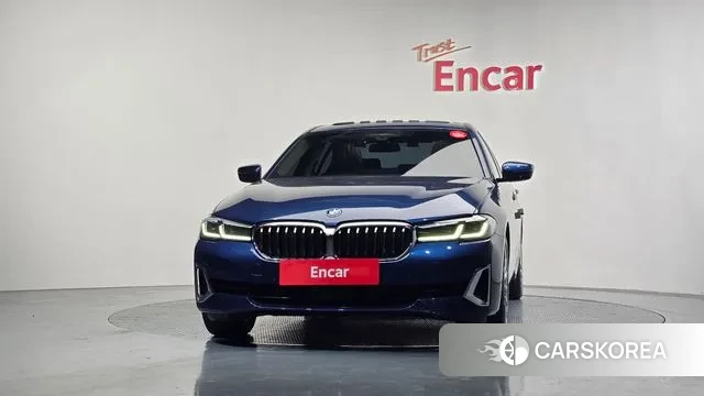 BMW 5 Series (G30) id 3361953 из Кореи 13