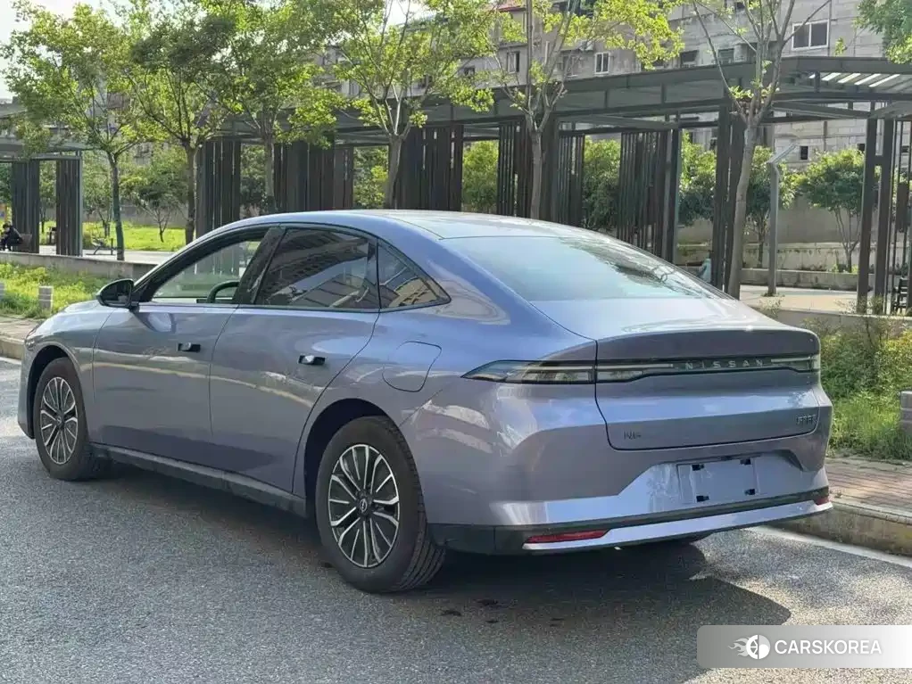 Nissan N6 2025 Синий из Китая, фото 5