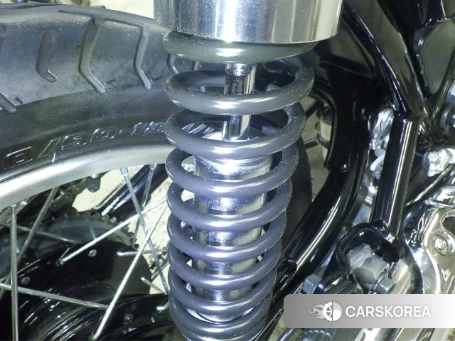 Yamaha SR400 id 3945449 из Японии 23