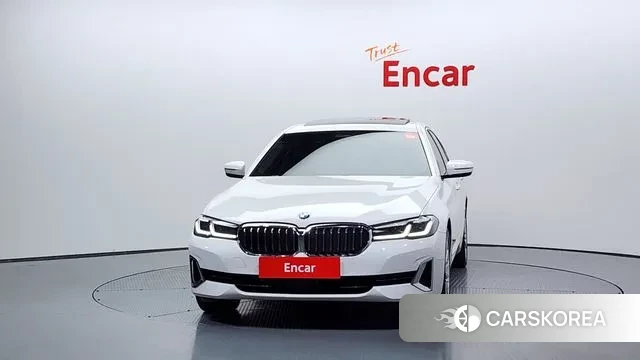 BMW 5 Series (G30) id 3585987 из Кореи 13