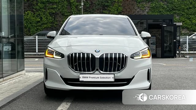 BMW 2 Series Active Tourer (U06) 2025 Белый из Кореи, фото 3
