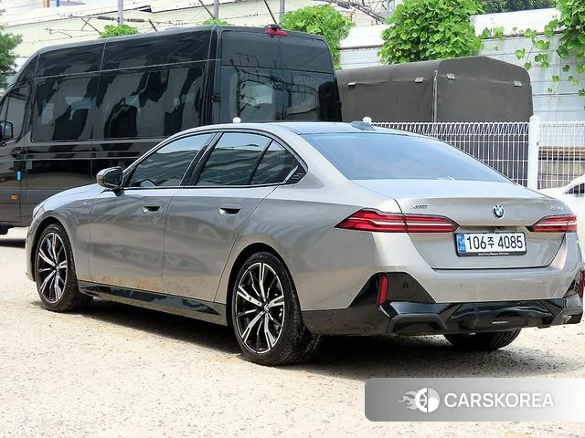 BMW 5 Series (G60) id 4590224 из Кореи 13