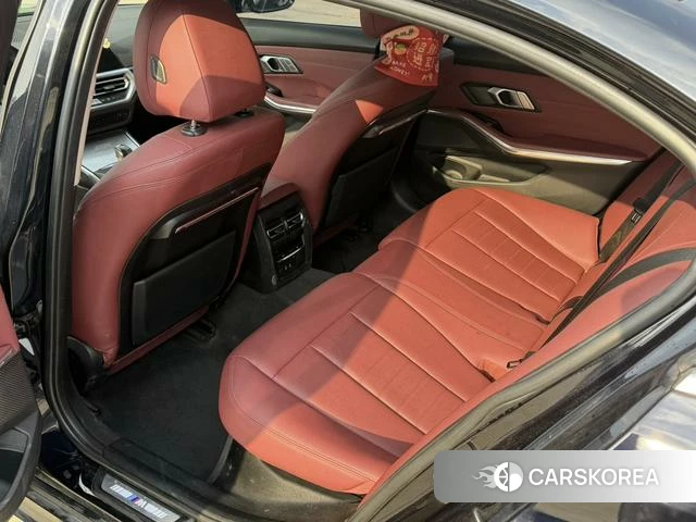 BMW 3 series 2021 Черный из Китая, фото 3