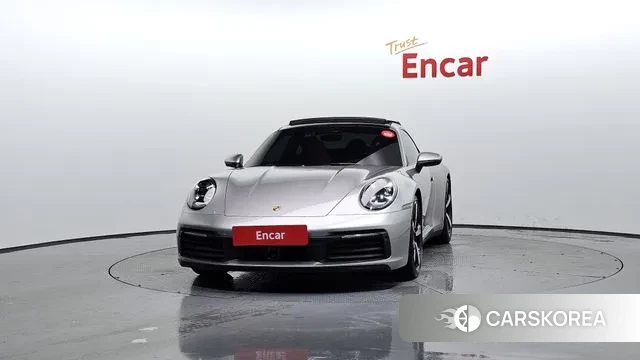Porsche 911(992) id 3036405 из Кореи 13