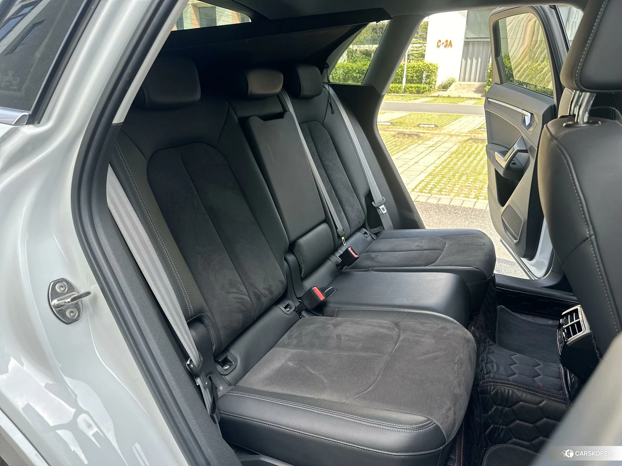 Audi Q3 id 4420994 из Китая 7