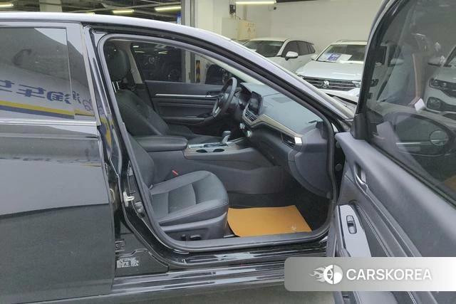 Nissan Teana id 4212493 из Китая 10