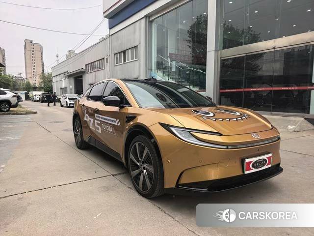Toyota bZ5 2025 Желтый из Китая, фото 3