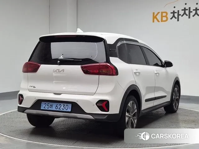 Kia Niro Plus id 3366648 из Кореи 13