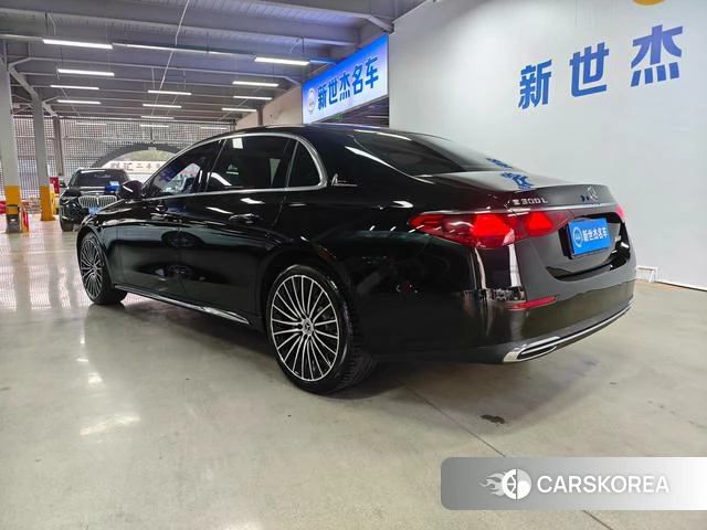 Mercedes-Benz E-class id 4298463 из Китая 8
