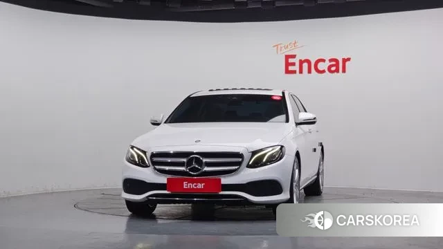 Mercedes-Benz E-Class W213 id 3469928 из Кореи 13