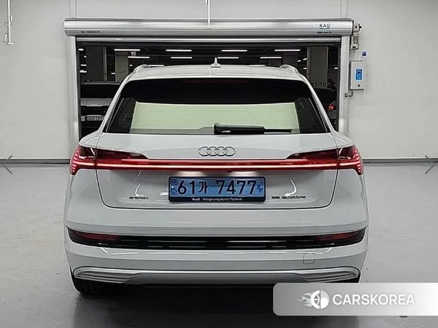 Audi e-Tron id 4245359 из Кореи 13