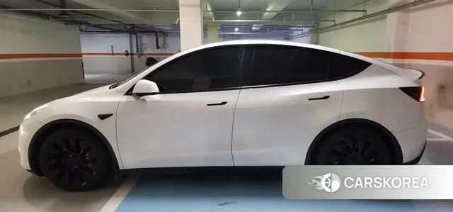 Tesla Model Y 2022 Белый из Кореи, фото 3