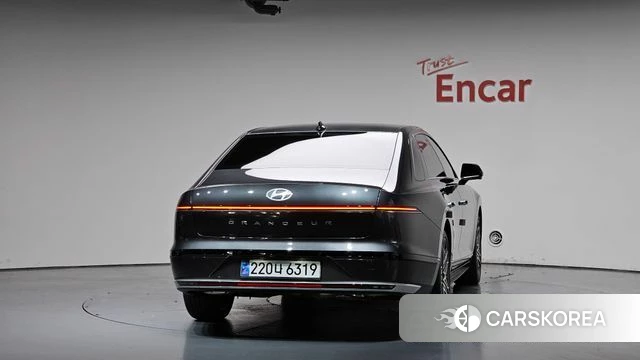 Hyundai Grandeur (GN7) id 4493684 из Кореи 23
