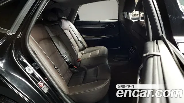 Hyundai Grandeur IG id 2701456 из Кореи 13