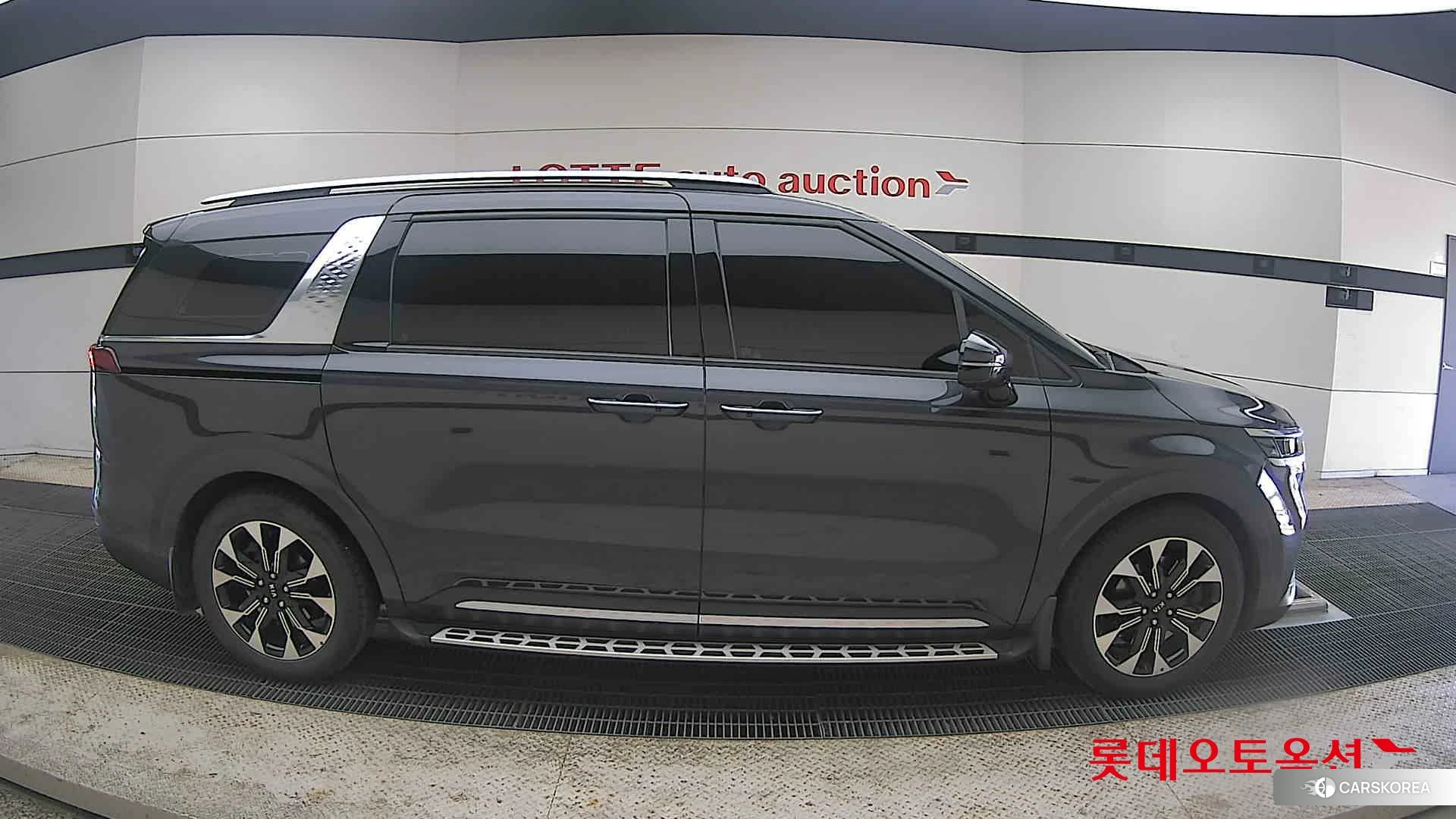 Kia Carnival id 4296921 из Кореи 23