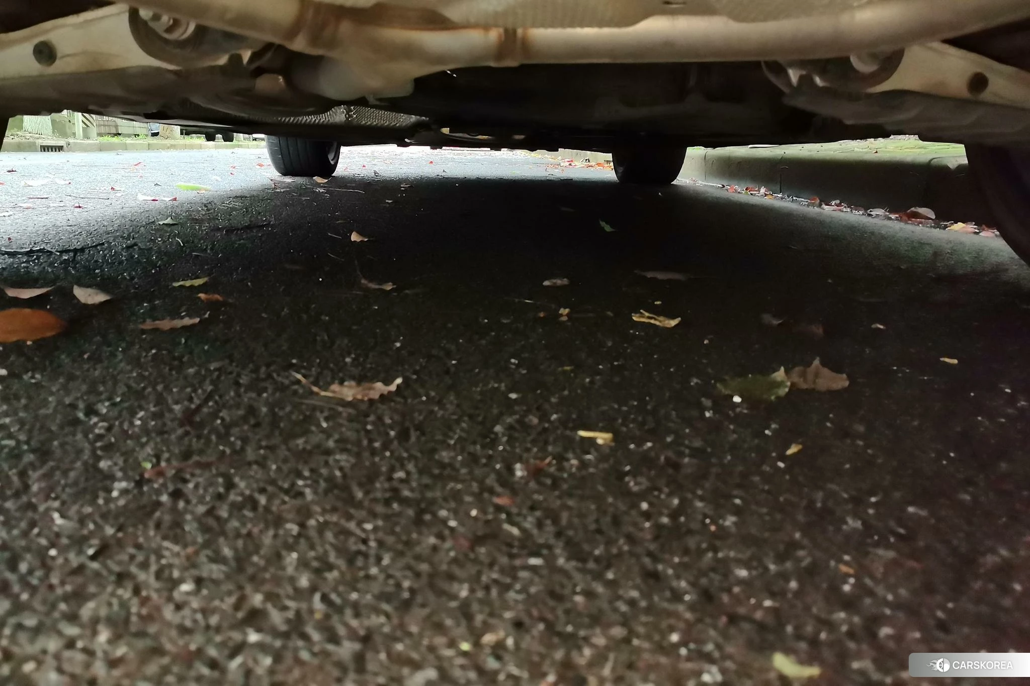 Audi A4L id 4498699 из Китая 10