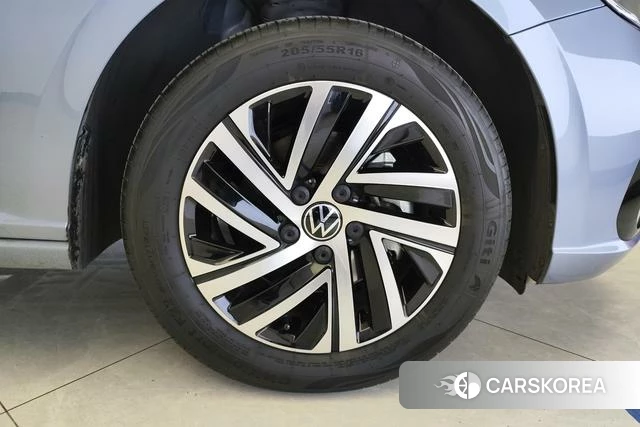 Volkswagen Lavida id 3927107 из Китая 10