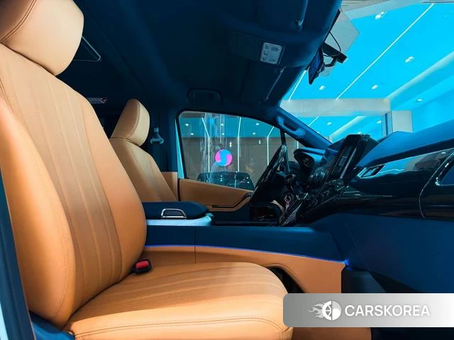 Toyota Granvia (overseas) 2025 Белый из Китая, фото 6