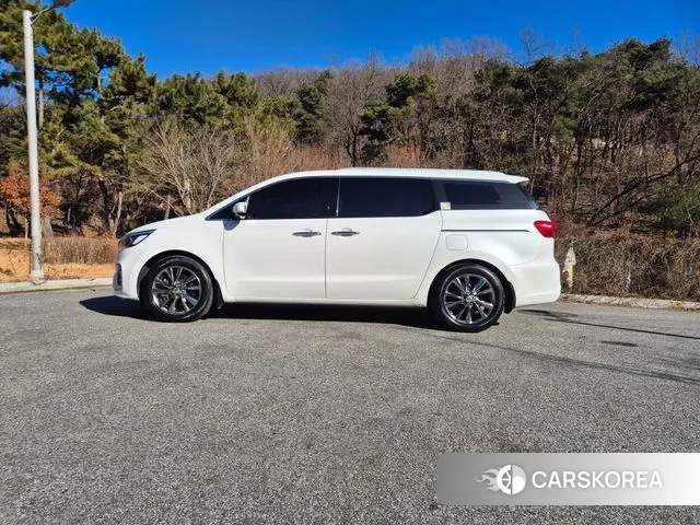 Kia The New Carnival id 3520399 из Кореи 13