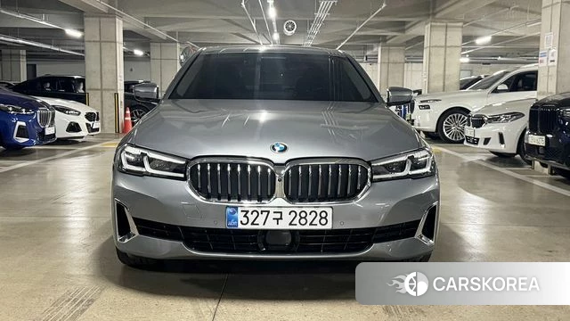 BMW 5 Series (G30) id 3934415 из Кореи 13