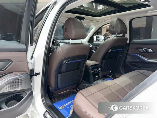 BMW 3 series id 4273421 из Китая 23