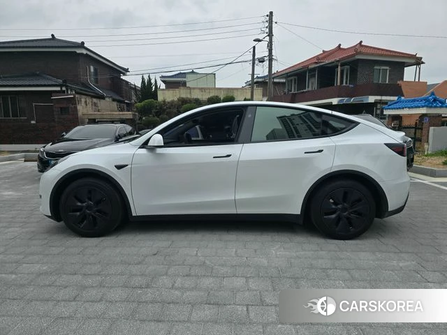 Tesla Model Y id 3939947 из Кореи 13