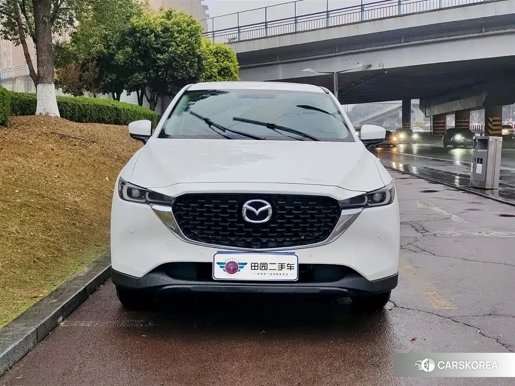 Mazda CX-5 2023 Белый из Китая, фото 3