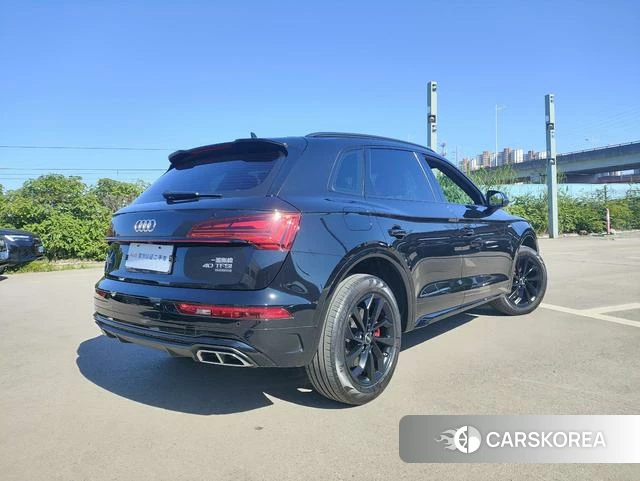 Audi Q5L id 4301446 из Китая 12