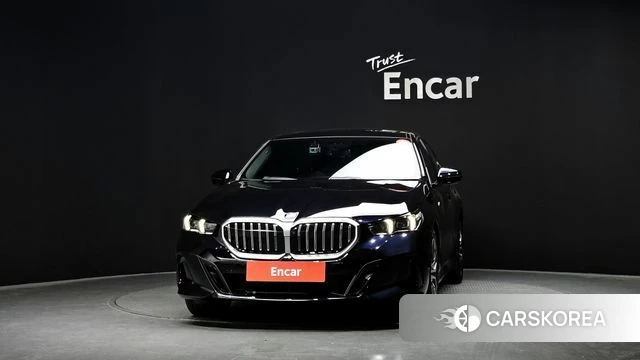 BMW 5 Series (G60) id 4314955 из Кореи 13