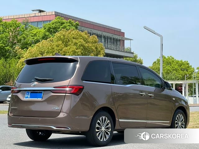 Buick GL8 id 4209893 из Китая 14