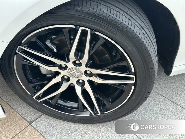 Honda Accord id 4273945 из Китая 15