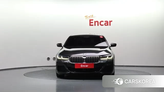 BMW 5 Series (G30) id 3026946 из Кореи 13