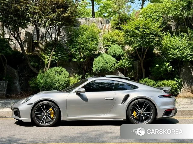 Porsche 911(992) id 4389679 из Кореи 11