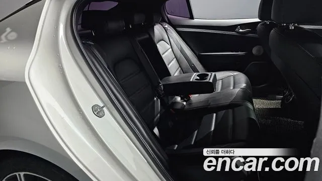 Kia Stinger id 2766092 из Кореи 13