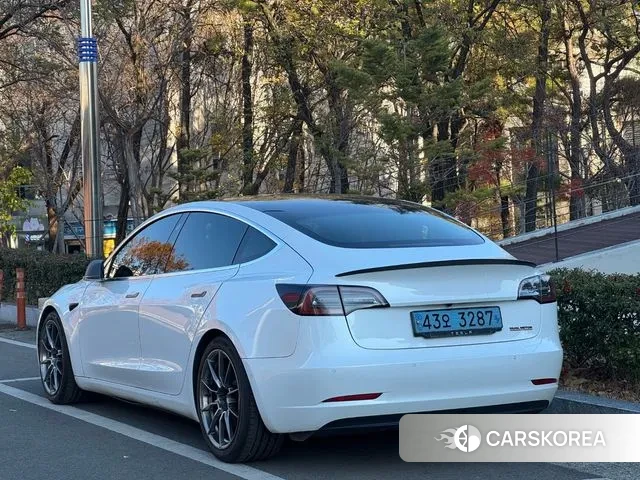 Tesla Model 3 2020 Белый из Кореи, фото 3