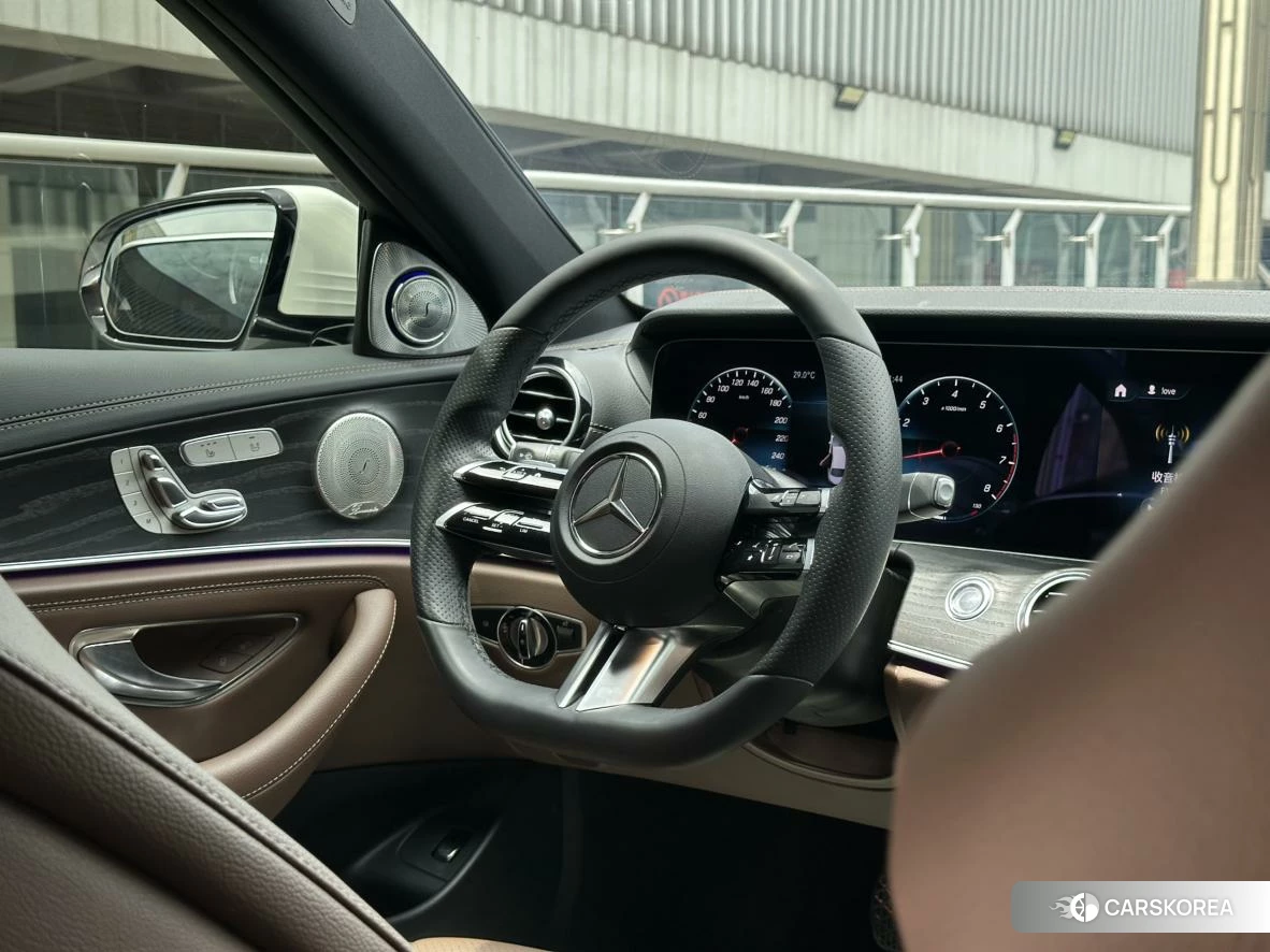 Mercedes-Benz E-class id 4493020 из Китая 12